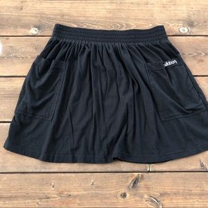 ☀️ 2/$20 Billabong skirt